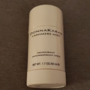 DONNA KARAN CASHMERE MIST deodorant